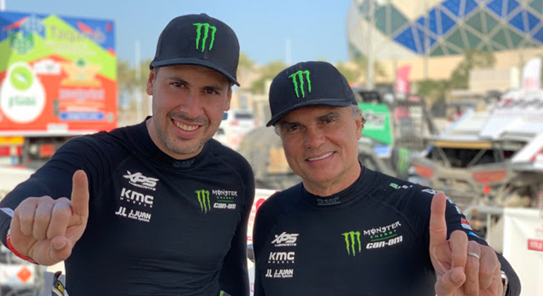 Gustavo Gugelmin (E) e Reinaldo Varela venceam no Catar e lideram Mundial de Rally Cross Country (Divulgação)